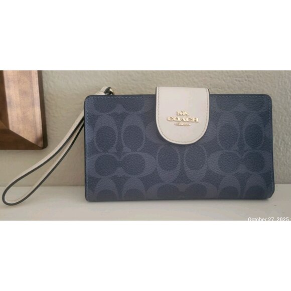 Coach Signature Canvas Phone Wallet Navy White CW780 - Picture 1 of 8
